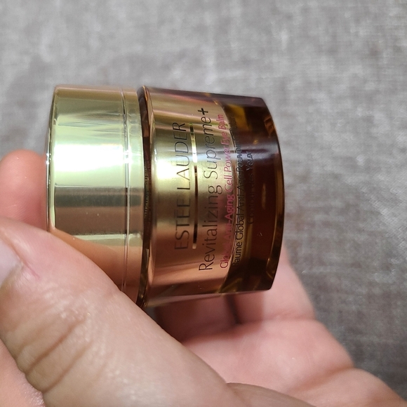 Estee Lauder Mixed Revitalizing Eye Creams Lip Liner Lip Stick and Mascara Set - Picture 2 of 16